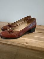 Ferragamo Pumps Maat 40, Pumps, Bruin, Ferragamo, Ophalen of Verzenden