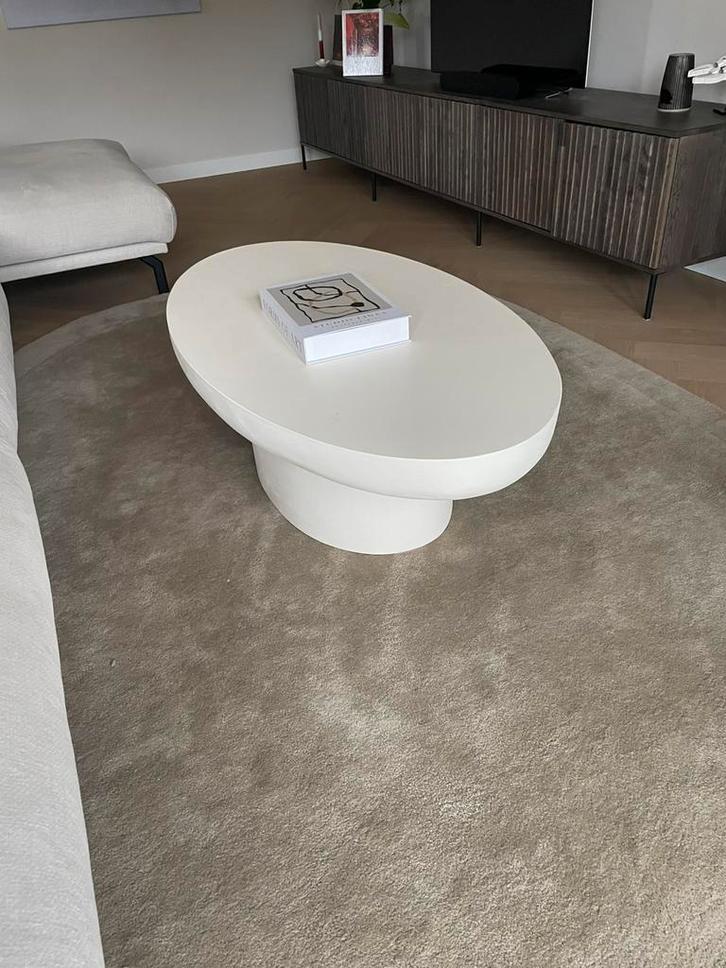Ovale beige japandi salontafel ZGAN, Huis en Inrichting, Tafels | Salontafels, Zo goed als nieuw, Minder dan 50 cm, 50 tot 100 cm