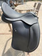 Wintec 500 Wide dressuur 17,5 inch, Dieren en Toebehoren, Paarden en Pony's | Zadels, Ophalen of Verzenden, Zo goed als nieuw