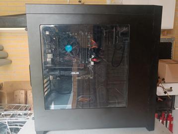 Game pc beschikbaar voor biedingen