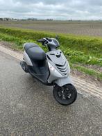Piaggio zip brom 2017, Fietsen en Brommers, Scooters | Piaggio, Ophalen, Maximaal 45 km/u, Zip, Zo goed als nieuw