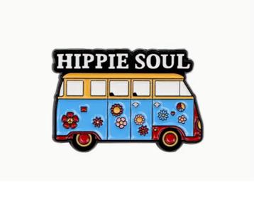 Leuke V.W. CAMPER emaille PIN met HIPPIE SOUL. beschikbaar voor biedingen