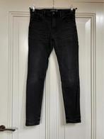 Stradivarius zwarte skinny jeans maat 40, Kleding | Dames, Zwart, Ophalen of Verzenden, Zo goed als nieuw, W30 - W32 (confectie 38/40)