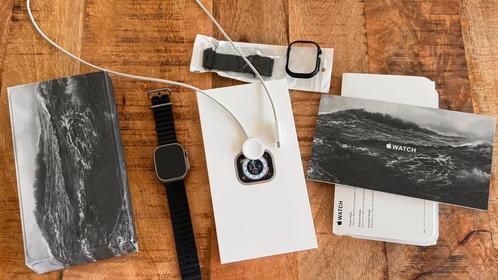 Apple iwatch ultra. MOET WEG, Sieraden, Tassen en Uiterlijk, Smartwatches, Zo goed als nieuw, iOS, Zwart, Verzenden