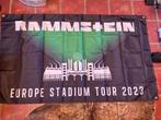 Vlag van Rammstein Ca 89x60 cm, Verzamelen, Muziek, Artiesten en Beroemdheden, Nieuw, Ophalen of Verzenden, Vlag van Rammstein Ca 89x60 cm
