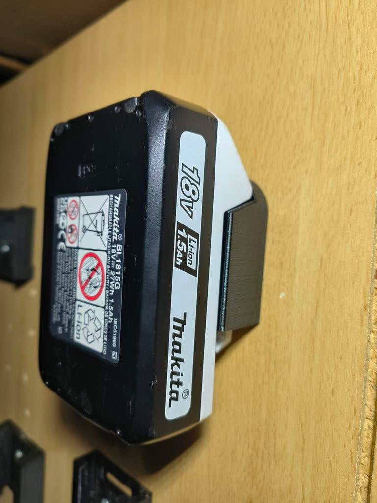 5 accu / machine houders= €10! Makita/DeWalt/Hilti & meer!, Doe-het-zelf en Verbouw, Gereedschap | Machine-onderdelen en Toebehoren