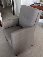 Fauteuil in taupekleur, Huis en Inrichting, Fauteuils, Ophalen, Zo goed als nieuw, 75 tot 100 cm, 50 tot 75 cm