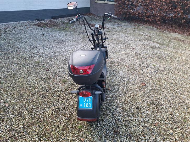 Elektrische scooter met brede banden en nieuwe accu, Fietsen en Brommers, Elektrische fietsen, Gebruikt, Overige merken, Minder dan 47 cm