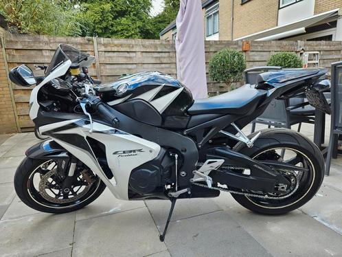 Honda cbr1000rr sc59 abs, Motoren, Motoren | Honda, Particulier, Super Sport, meer dan 35 kW, 4 cilinders, Motorrijbewijs A, ABS