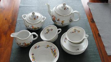 Theeservies vintage-look porselein 8-delig, 4 personen beschikbaar voor biedingen