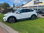 Volkswagen Taigo 1.5 TSI Style 150pk CAMERA/CARPLAY/NAVI, Zwart, 150 pk, Leder en Stof, Wit