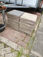 Gratis tegels, Tuin en Terras, Tegels en Klinkers, Ophalen, Zo goed als nieuw, 10 m² of meer, Beton