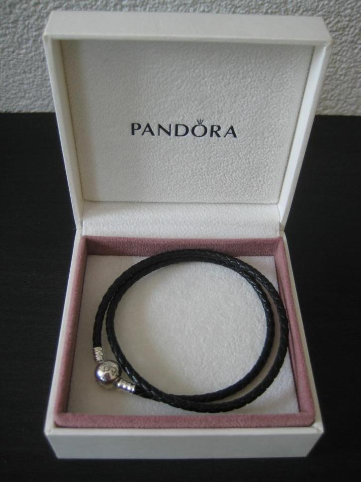 PANDORA Zwart leren armband maat 41, Sieraden, Tassen en Uiterlijk, Armbanden, Nieuw, Leer, Zwart, Ophalen of Verzenden