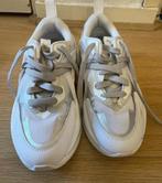 Puma sneaker maat 36, Ophalen of Verzenden, Zo goed als nieuw, Sneakers of Gympen