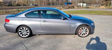 BMW 3-Serie 2.0 I 320 Coupe 2008 Grijs NIEUWE APK beschikbaar voor biedingen