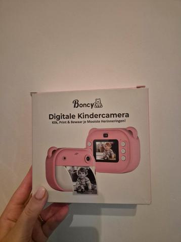 Digitale Kindercamera zwart witte fotos beschikbaar voor biedingen