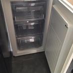 Diepvries met 3 laden in goede staat .50cm breed hoog 85, Ophalen, Zo goed als nieuw