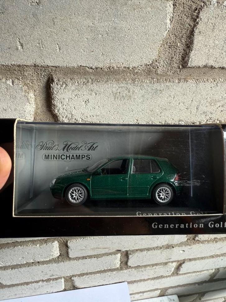 Model cars 1:43 Minichamps Norev AutoArt, Hobby en Vrije tijd, Modelauto's | 1:43, Zo goed als nieuw, Auto, MiniChamps, Ophalen of Verzenden