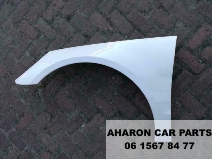W251 Scherm Links Voor Wit R Klasse Zijscherm voorscherm 729, Auto-onderdelen, Carrosserie en Plaatwerk, Gebruikt