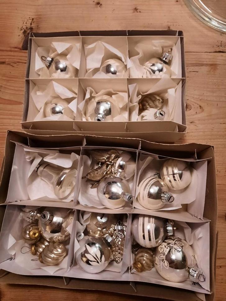 Vintage oude kerstballen zilver kleurig., Diversen, Kerst, Ophalen of Verzenden