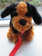 Hond van Zeeman TextielSupers zwart bruin velours rode riem, Kinderen en Baby's, Speelgoed | Knuffels en Pluche, Ophalen of Verzenden