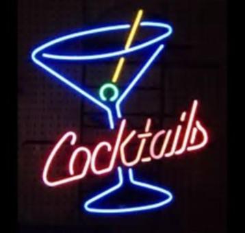 Cocktails neon en veel andere mancave bar decoratie neons  beschikbaar voor biedingen