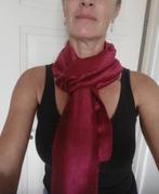 Nieuwe handgemaakte kersenrode 100% zijden sjaal 164x32 cm, Kleding | Dames, Mutsen, Sjaals en Handschoenen, Ophalen of Verzenden