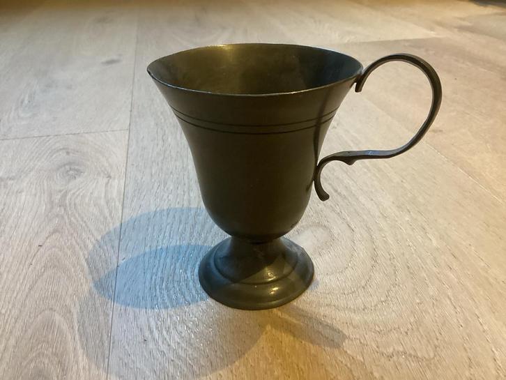 Antiek Tinnen Bekertje met Engeltjes Merkteken, Antiek en Kunst, Antiek | Tin, Ophalen of Verzenden