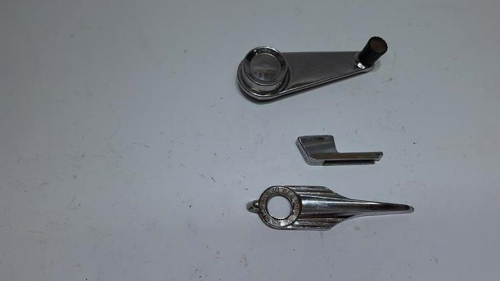 Peugeot Oldtimer Slotbediening Onderdelen, Auto-onderdelen, Interieur en Bekleding, Oldtimer onderdelen, Peugeot, Gebruikt, Ophalen of Verzenden