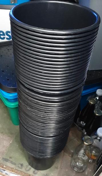 Bloempot, sierpot, plantenpot, plantenbak 4 lt beschikbaar voor biedingen