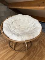 Vintage rieten stoel met kussen, Huis en Inrichting, Stoelen, Ophalen, Gebruikt, Bruin, Riet of Rotan