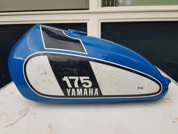 yamaha dt 175 benzine tank 1975 beschikbaar voor biedingen
