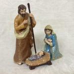 kerstgroep van porselein in prachtige kleuren, Ophalen of Verzenden, Zo goed als nieuw