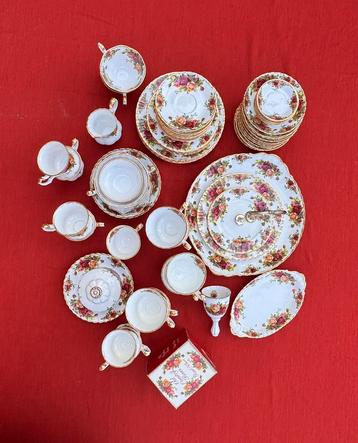 Royal Albert Old Country Roses servies  60+ delen beschikbaar voor biedingen