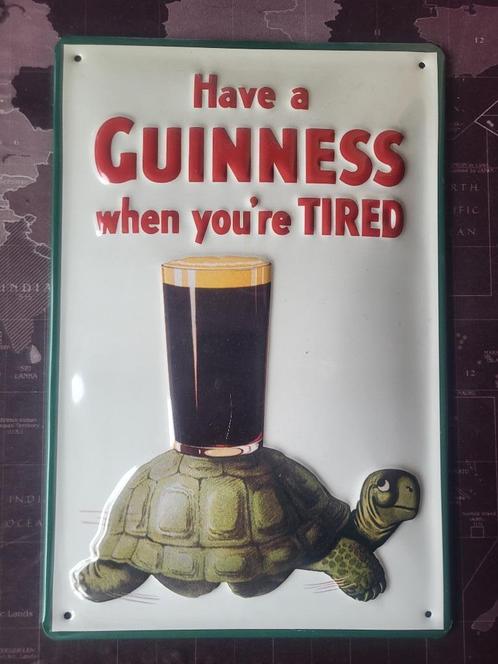 GUINNESS BEER - 107 - "TIRED ...??  GUINNESS !!!, Verzamelen, Biermerken, Nieuw, Reclamebord, Plaat of Schild, Overige merken