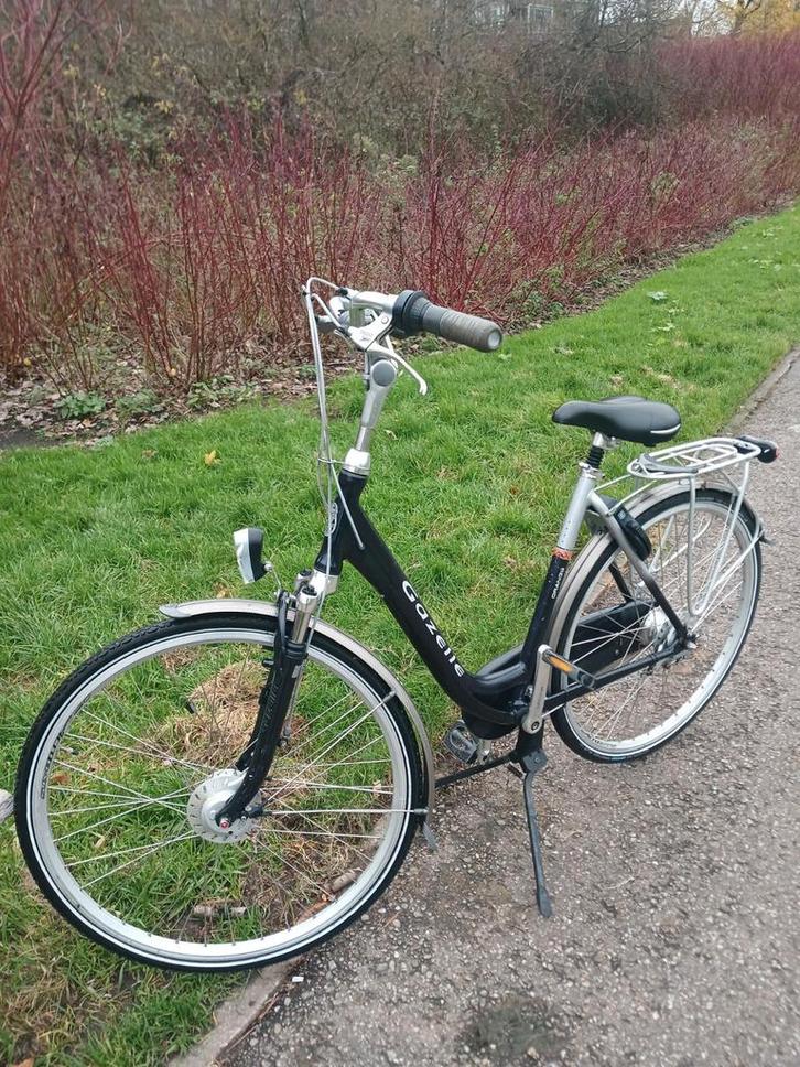Zeer Nette 28inch GAZELLE Orange Damesfiets IZGST!!!, Fietsen en Brommers, Fietsen | Dames | Damesfietsen, Zo goed als nieuw, Gazelle