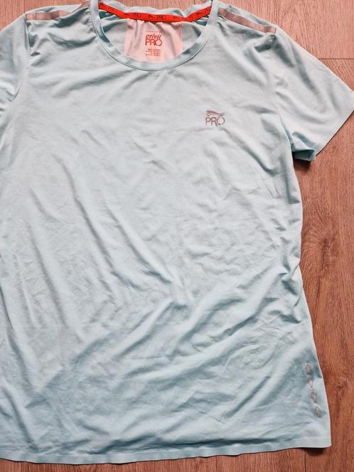 Te koop Crivit PRO Sportshirt - Lichtblauw, Kleding | Dames, Sportkleding, Zo goed als nieuw, Hardlopen of Fietsen, Maat 38/40 (M)