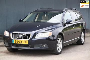 Volvo V70 2.5T Momentum Leer/Parkeersensor/Trekhaak afneemba beschikbaar voor biedingen