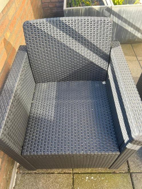 Praxis | Tuinstoel / Lounge stoel voor de tuin / balkon (×2), Tuin en Terras, Tuinstoelen, Zo goed als nieuw, Kunststof, Ophalen