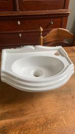 Wit porseleinen fonteintje, Huis en Inrichting, Badkamer | Badkamermeubels, Ophalen, Minder dan 50 cm, Zo goed als nieuw, Minder dan 100 cm