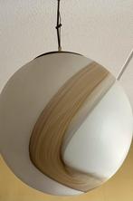 Opaalglazen hanglamp herkomst (Italie), Gebruikt, 50 tot 75 cm, Ophalen of Verzenden, Glas