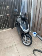 Peugeot kisbee scooter, Fietsen en Brommers, Ophalen of Verzenden, Peugeot, Zo goed als nieuw