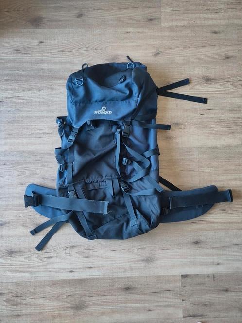 Nomad Eagle 70 Backpack, Sieraden, Tassen en Uiterlijk, Tassen | Reistassen en Weekendtassen, Gebruikt, Blauw, Minder dan 40 cm