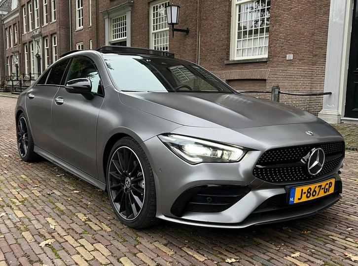 Mercedes-Benz CLA 180 AMG Line Premium – Night Pakket, Auto's, Mercedes-Benz, Particulier, CLA, ABS, Achteruitrijcamera, Adaptieve lichten