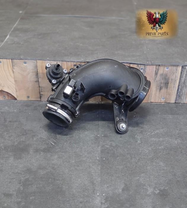 Mercedes A CLA GLA 2.0 45AMG Luchtfilerhuis Leiding, Ophalen of Verzenden, Zo goed als nieuw