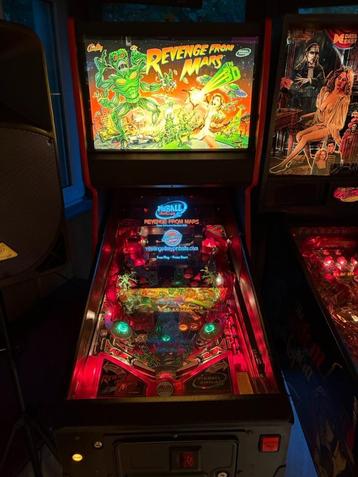 Revenge from Mars flipperkast beschikbaar voor biedingen