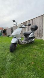 Piaggio fly 125 cc 4 t, Piaggio, Ophalen of Verzenden, Zo goed als nieuw, Benzine