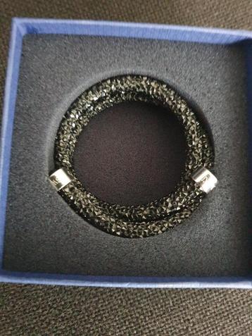 Swarovski Armband zwart. beschikbaar voor biedingen