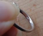 zilveren ring met helder steentje [932], 18 tot 19, Verzenden, Zo goed als nieuw, Dame