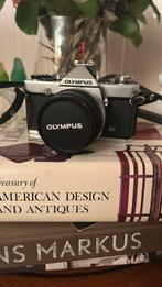 Olympus camera om 1, Audio, Tv en Foto, Fotocamera's Digitaal, Ophalen of Verzenden, Zo goed als nieuw, Olympus, 8 keer of meer